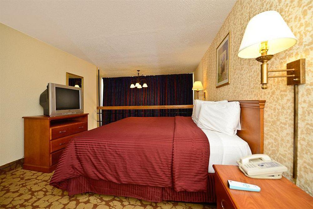 Best Western Tulsa Airport Oda fotoğraf
