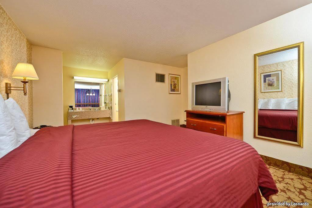 Best Western Tulsa Airport Oda fotoğraf